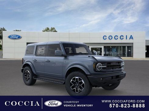 New 2025 Ford Bronco Outer Banks AWD/4WD image 7