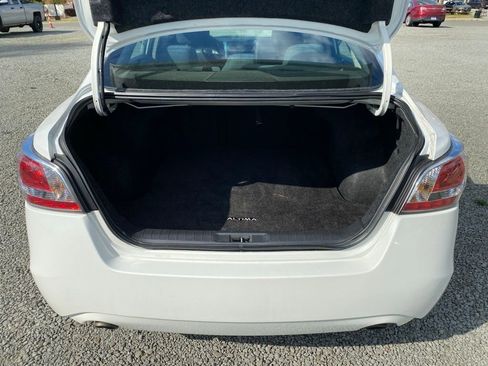 Used 2015 Nissan Altima 2.5 S w/ Sport Value Package FWD image 18
