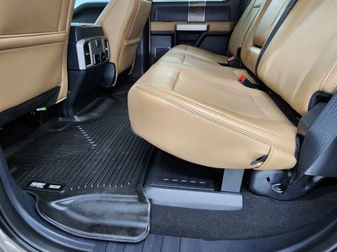 Used 2022 Ford F250 Lariat w/ Tremor Off-Road Package image 34