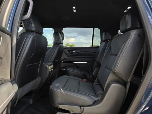 Certified 2026 Chevrolet Traverse LT w/ Enhanced Driving Package image 20