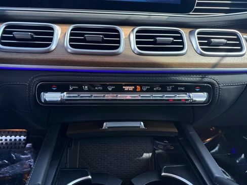 Used 2024 Mercedes-Benz GLE 53 AMG 4MATIC image 22