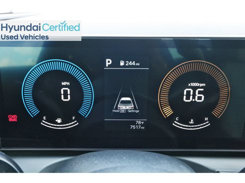 Certified 2026 Hyundai Santa Cruz SE FWD image 17