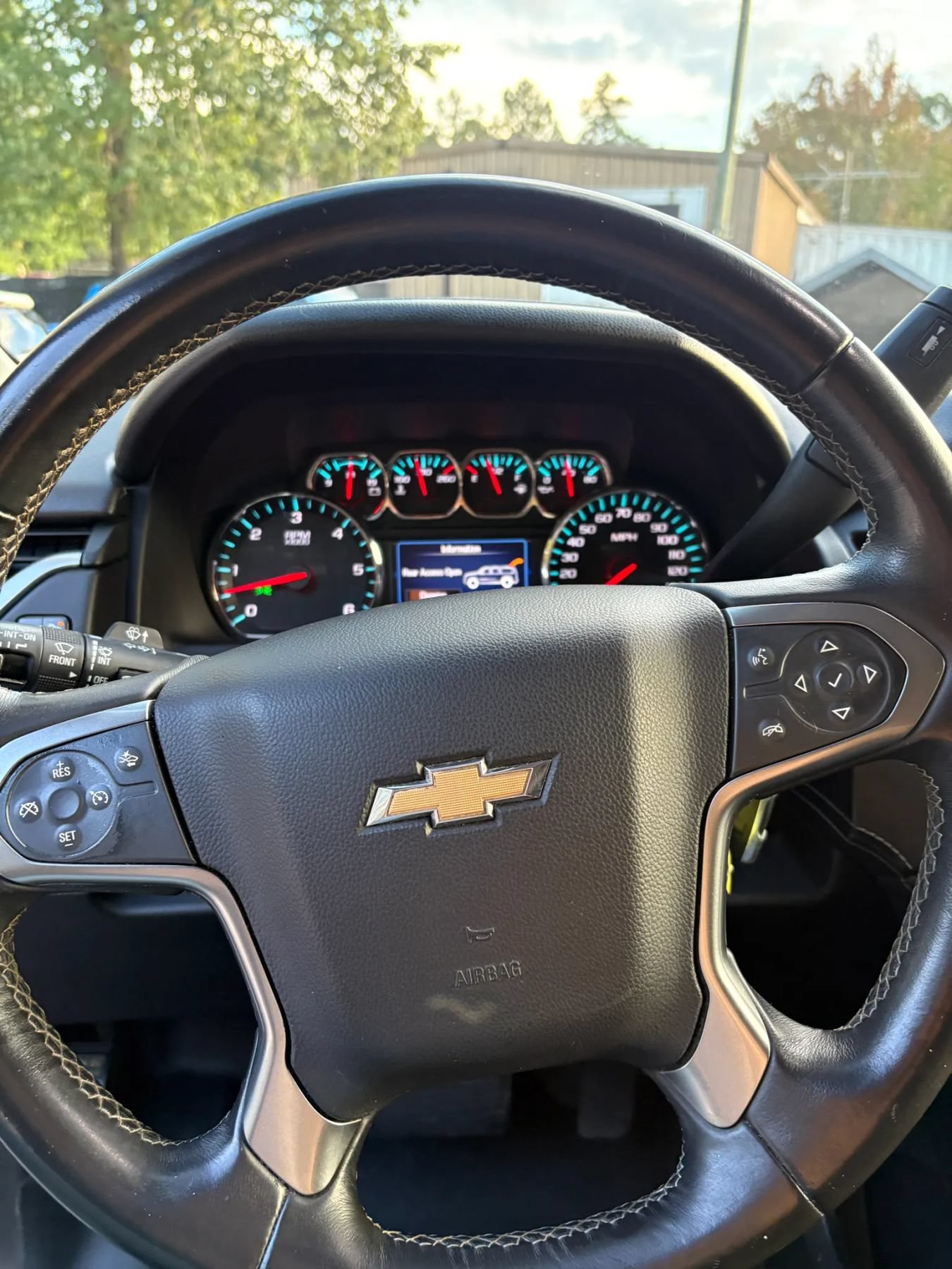 Used 2015 Chevrolet Tahoe LT AWD/4WD image 12