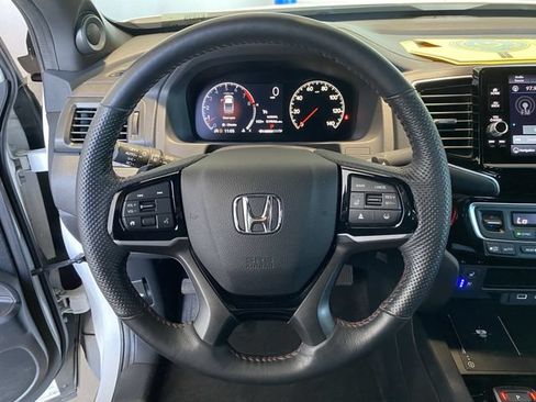 Certified 2024 Honda Ridgeline Black Edition image 28