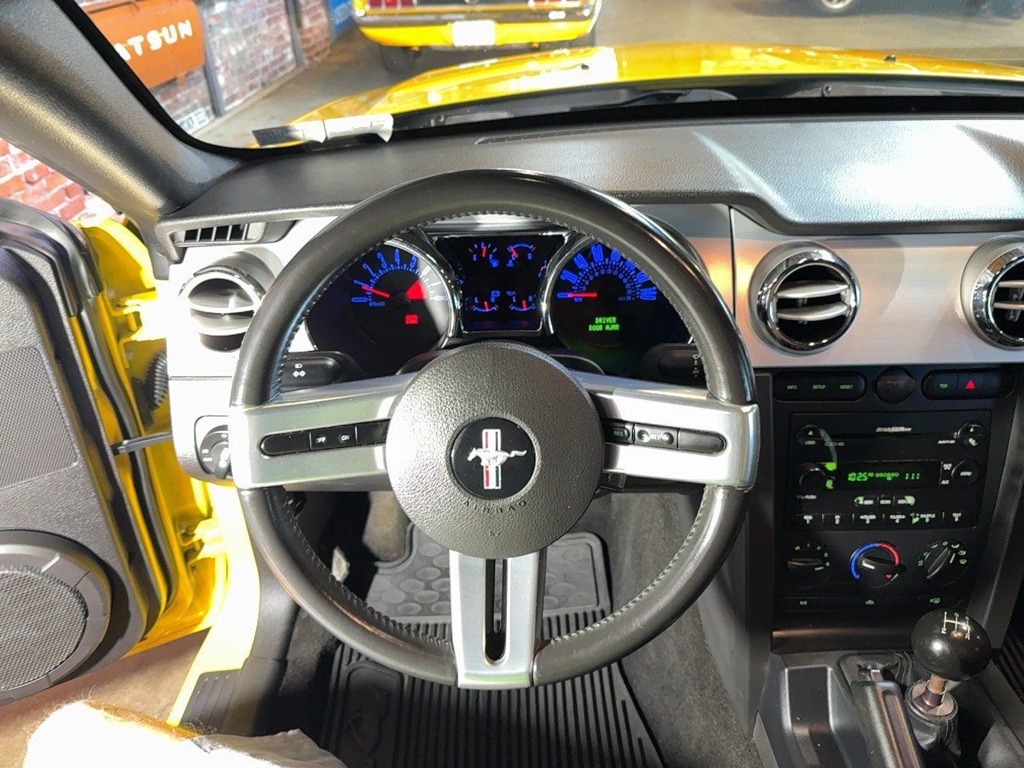 Used 2006 Ford Mustang GT Premium RWD image 22