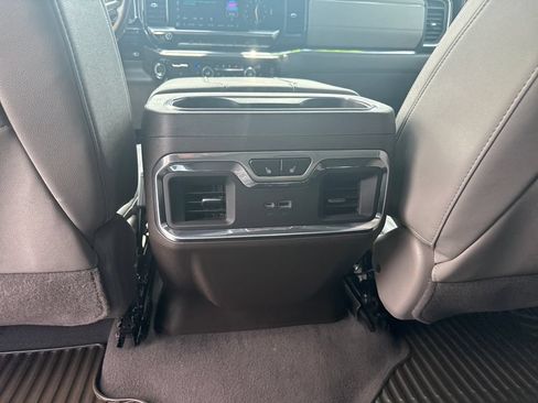 Used 2023 Chevrolet Silverado 1500 LTZ w/ LTZ Convenience Package II AWD/4WD image 41