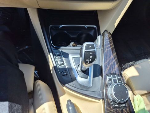 Used 2020 BMW 430i Coupe w/ Convenience Package RWD image 18