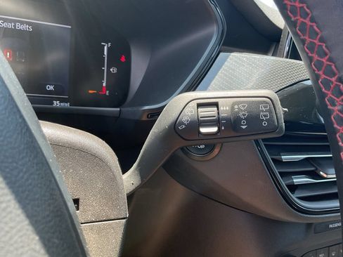 Used 2024 Ford Escape ST-Line FWD image 37