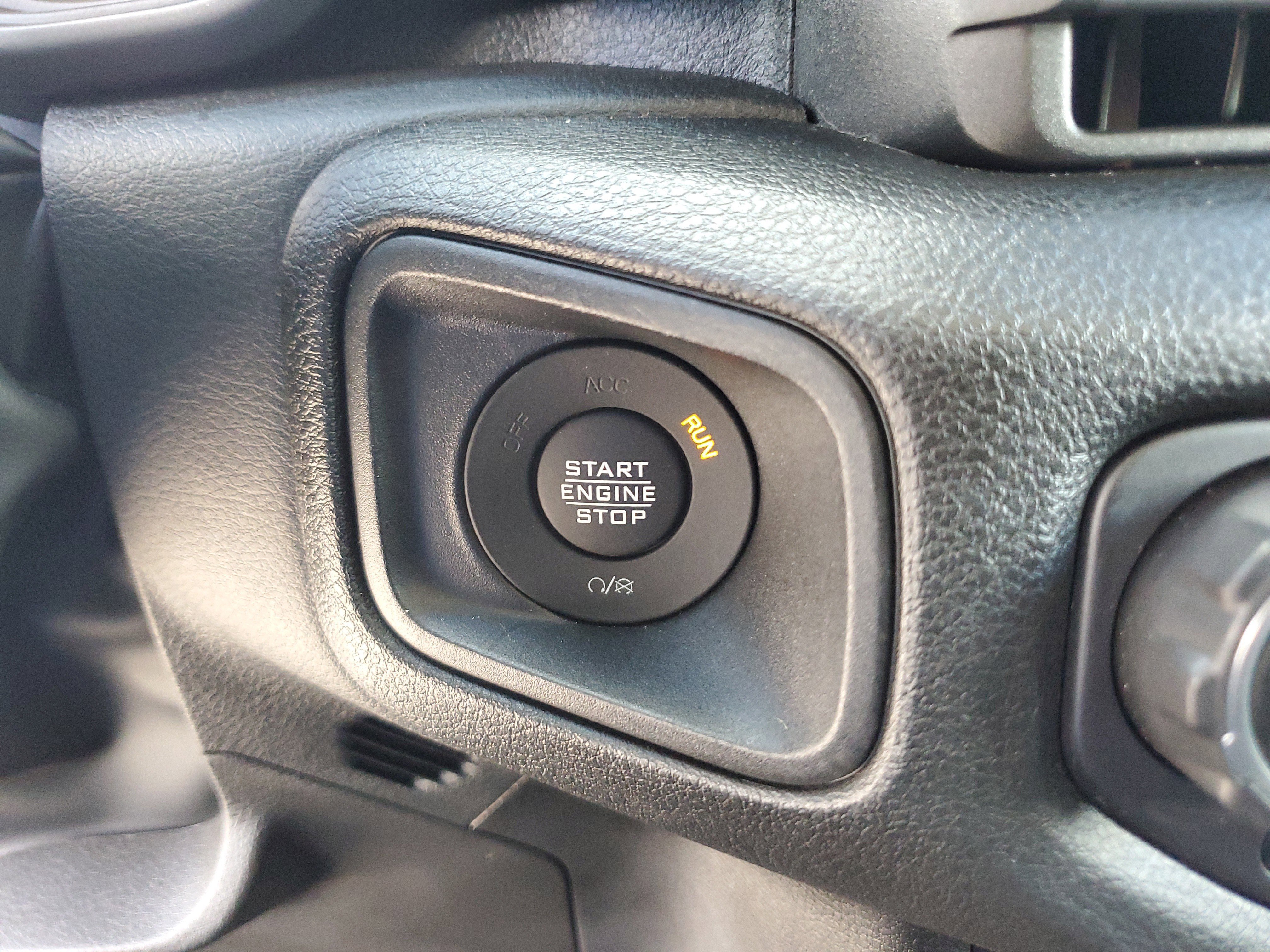 Used 2024 Jeep Wrangler Unlimited Sport AWD/4WD image 23