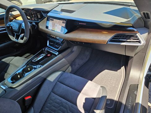 Used 2023 Audi e-tron GT Premium Plus w/ Executive Package AWD/4WD image 31
