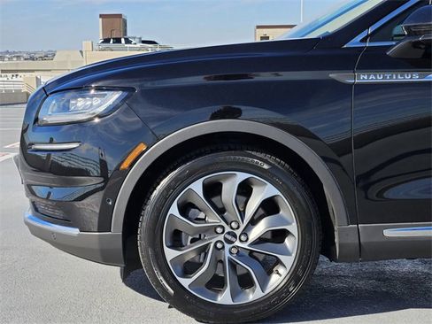 Certified 2023 Lincoln Nautilus Reserve w/ Equipment Group 201A image 9