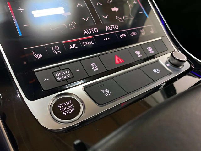 Used 2023 Audi Q7 2.0T Premium Plus w/ Premium Plus Package AWD/4WD image 56