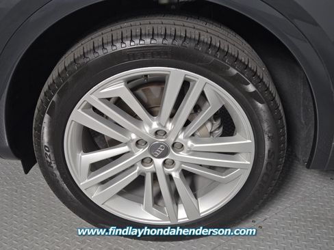 Used 2019 Audi Q5 2.0T Premium Plus w/ Premium Plus Package AWD/4WD image 9