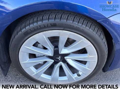 Used 2022 Tesla Model 3 Standard Range RWD image 7