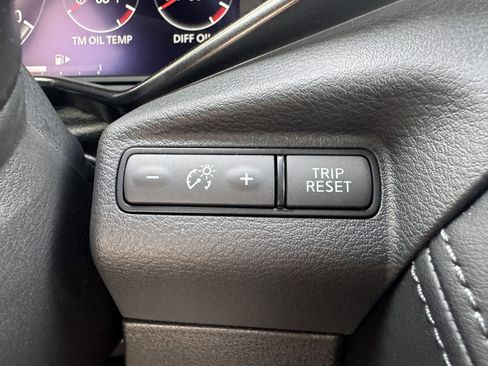 Used 2025 Nissan Z Performance w/ Floor Mat Package RWD image 31