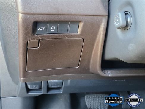 Used 2023 Lexus LX 600 4WD w/ Luxury Package image 35