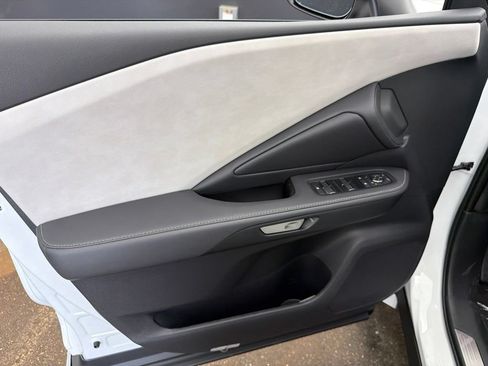 New 2026 Lexus TX 350 AWD image 9