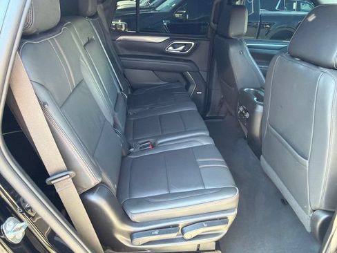 Used 2024 Chevrolet Tahoe RST AWD/4WD image 17