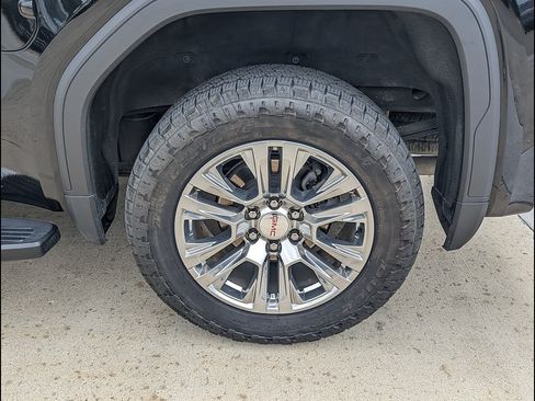 Used 2021 GMC Sierra 1500 Denali w/ Technology Package AWD/4WD image 15