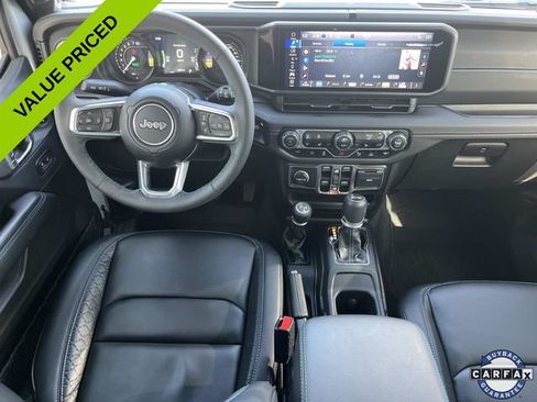 Used 2024 Jeep Wrangler High Altitude AWD/4WD image 13