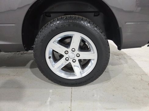 Used 2018 RAM 1500 Express image 8