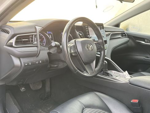Used 2022 Toyota Camry SE image 14