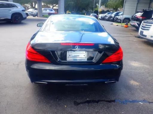 Used 2020 Mercedes-Benz SL 550 image 7