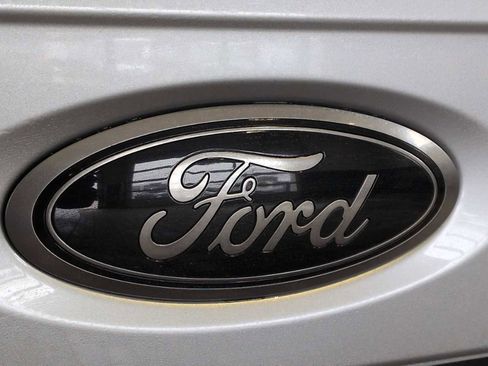 Used 2023 Ford F150 XLT w/ Equipment Group 302A High image 13