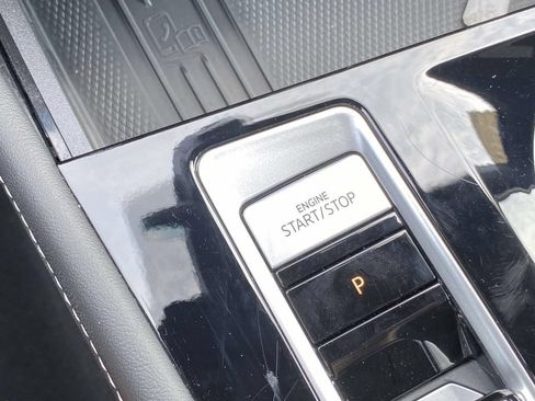 Used 2026 Volkswagen Atlas Cross Sport SE FWD image 24