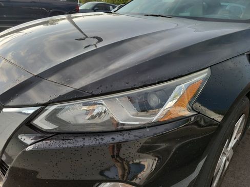 Used 2019 Nissan Altima 2.5 S AWD/4WD image 5