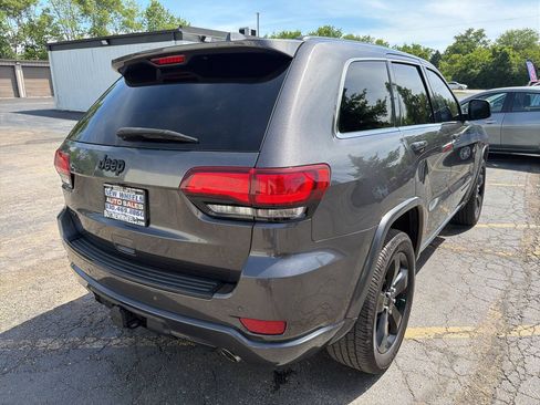 Used 2015 Jeep Grand Cherokee Altitude AWD/4WD image 6