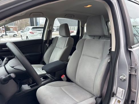 Used 2015 Honda CR-V LX image 9