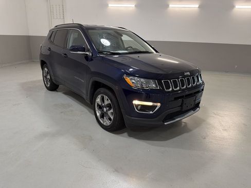 Used 2019 Jeep Compass Limited AWD/4WD image 4