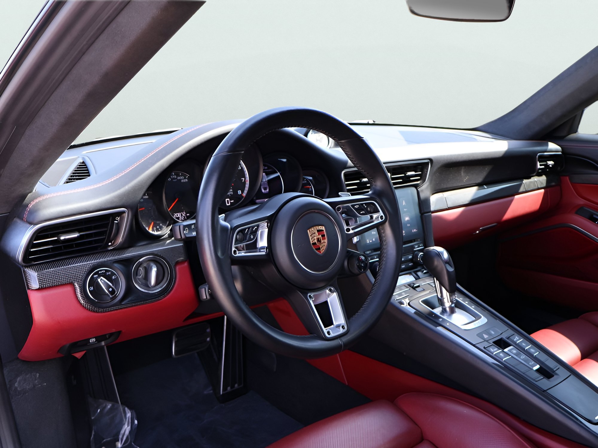 Used 2019 Porsche 911 Turbo S AWD/4WD image 4