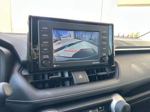 Certified 2022 Toyota RAV4 LE FWD image 34