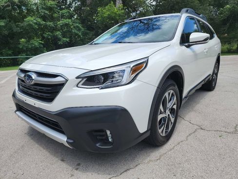 Used 2020 Subaru Outback Limited XT w/ Popular Package #2 AWD/4WD image 3
