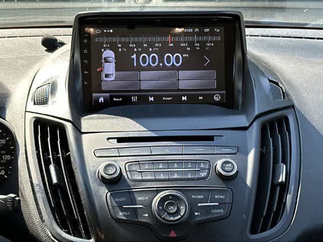 Used 2018 Ford Escape SE FWD image 10