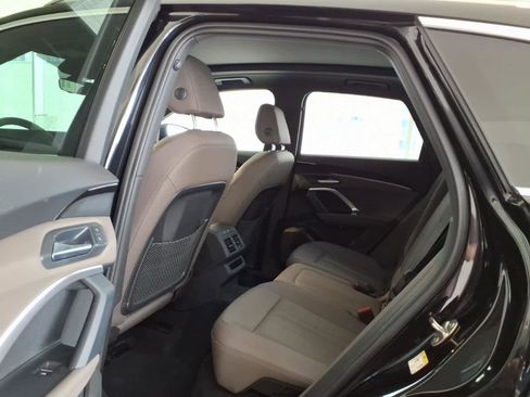 Used 2025 Audi Q5 Premium w/ Convenience Package AWD/4WD image 16
