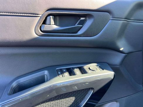 Certified 2024 Nissan Pathfinder S w/ Cargo Package image 17