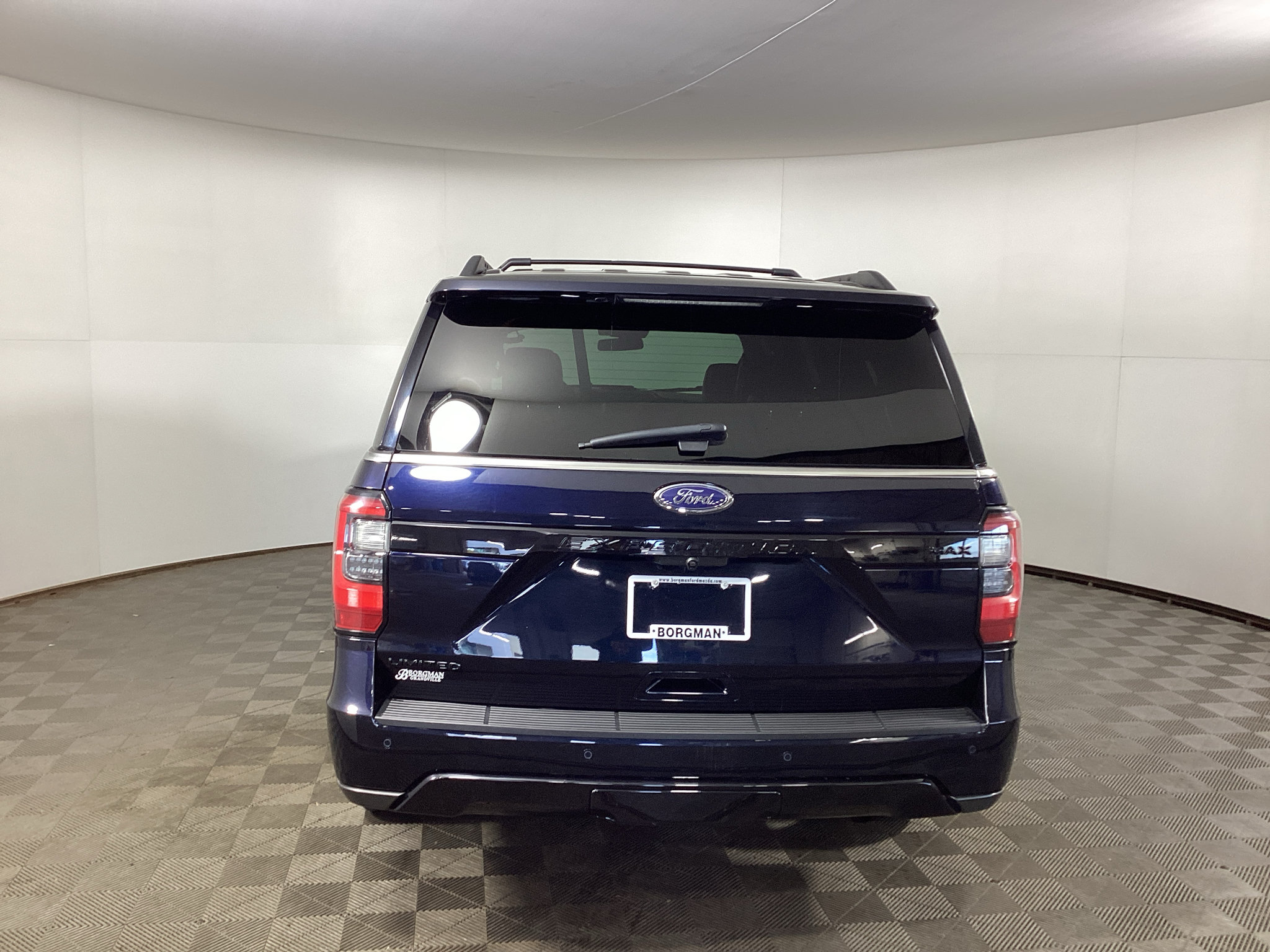 Used 2021 Ford Expedition Max Limited AWD/4WD image 3
