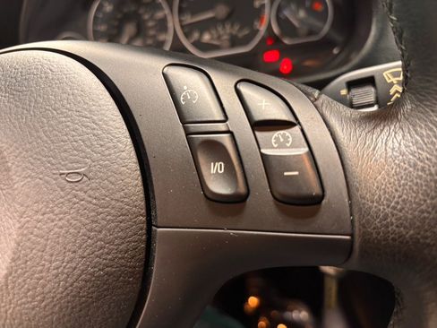 Used 2004 BMW 330Ci Coupe image 16