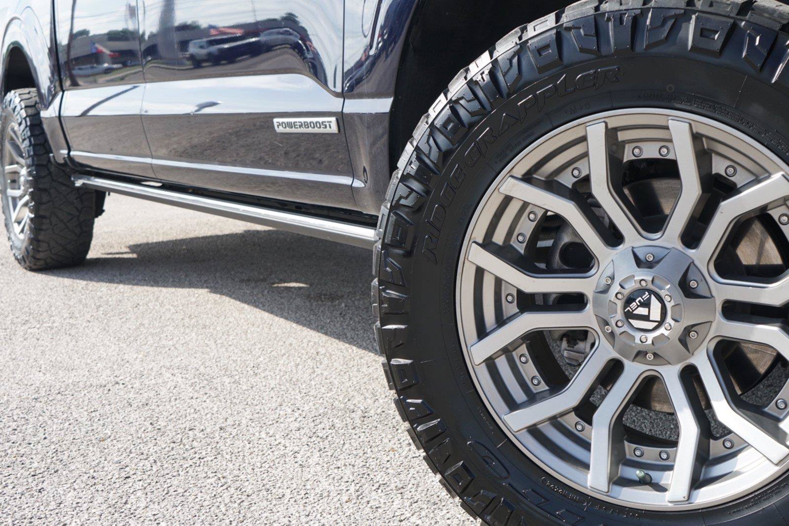 Used 2021 Ford F150 Limited AWD/4WD image 2