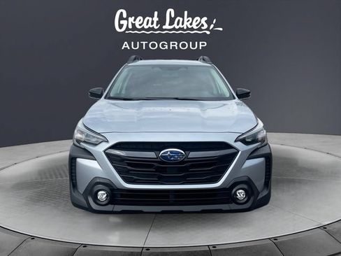 Certified 2025 Subaru Outback Premium AWD/4WD image 8