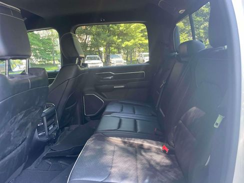 Used 2023 RAM 1500 Laramie AWD/4WD image 12