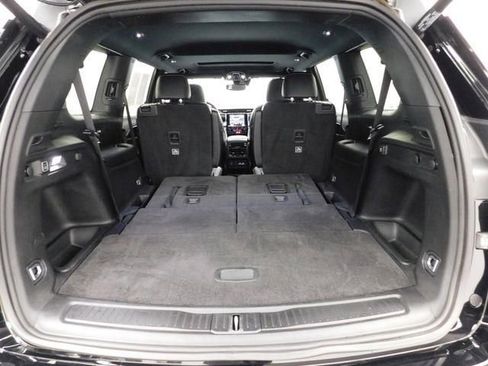 Used 2022 Jeep Grand Cherokee L Laredo image 16