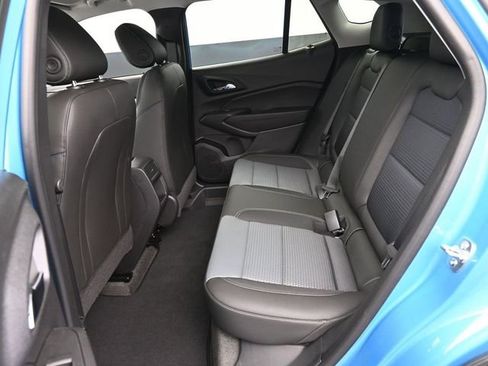 New 2026 Chevrolet Trax LT w/ Driver Confidence Package FWD image 27