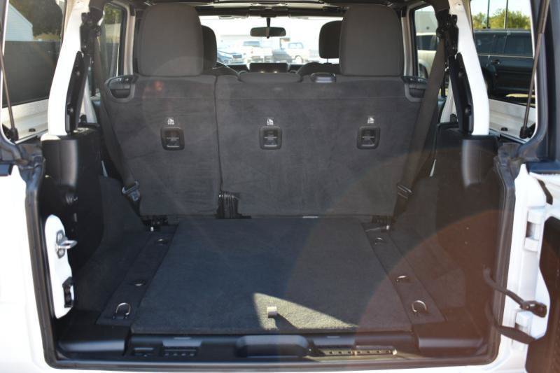 Used 2020 Jeep Wrangler Unlimited Sport S AWD/4WD image 9