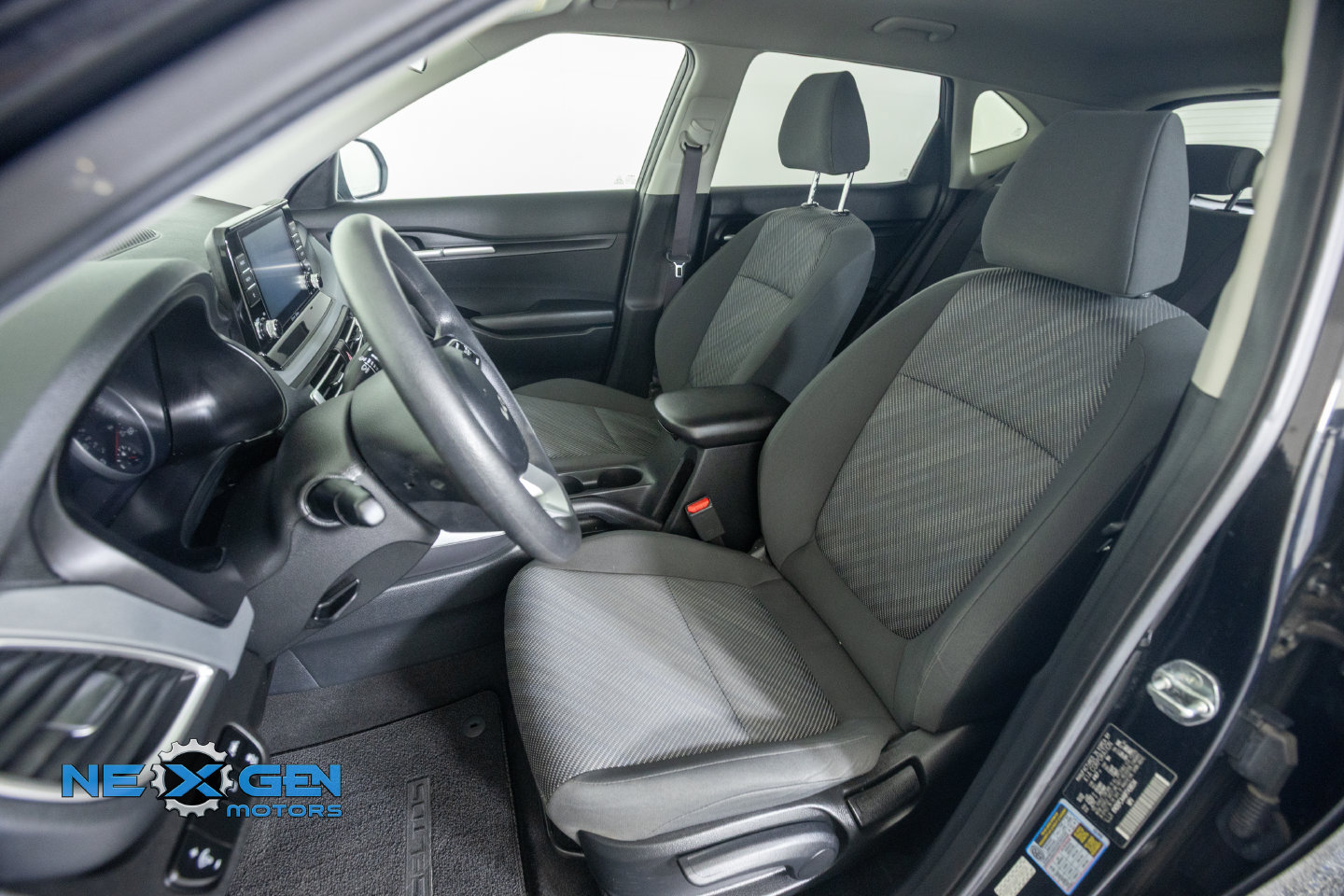 Used 2023 Kia Seltos LX AWD/4WD image 25