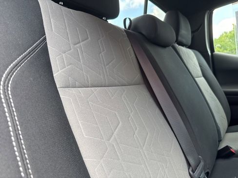 Used 2023 Toyota Tacoma TRD Off-Road image 54