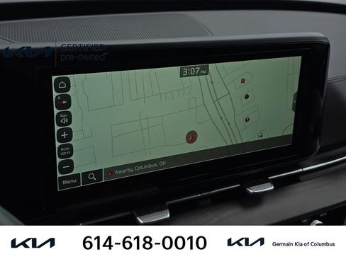 Used 2024 Kia Carnival EX FWD image 28
